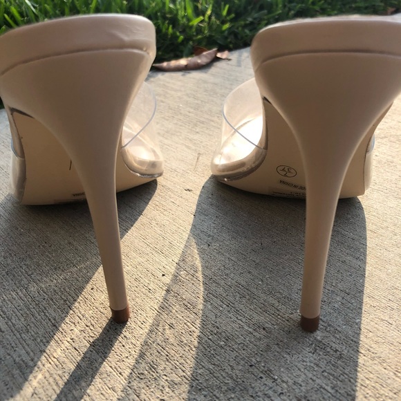 NEW✨ FANCY nude heels - Picture 6 of 8